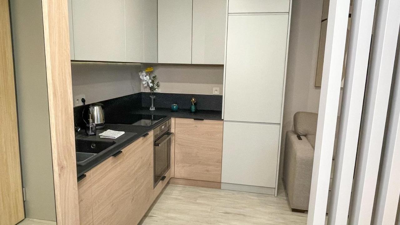 Comfortable 1-Room Apartment Close To The Center Варшава Екстериор снимка
