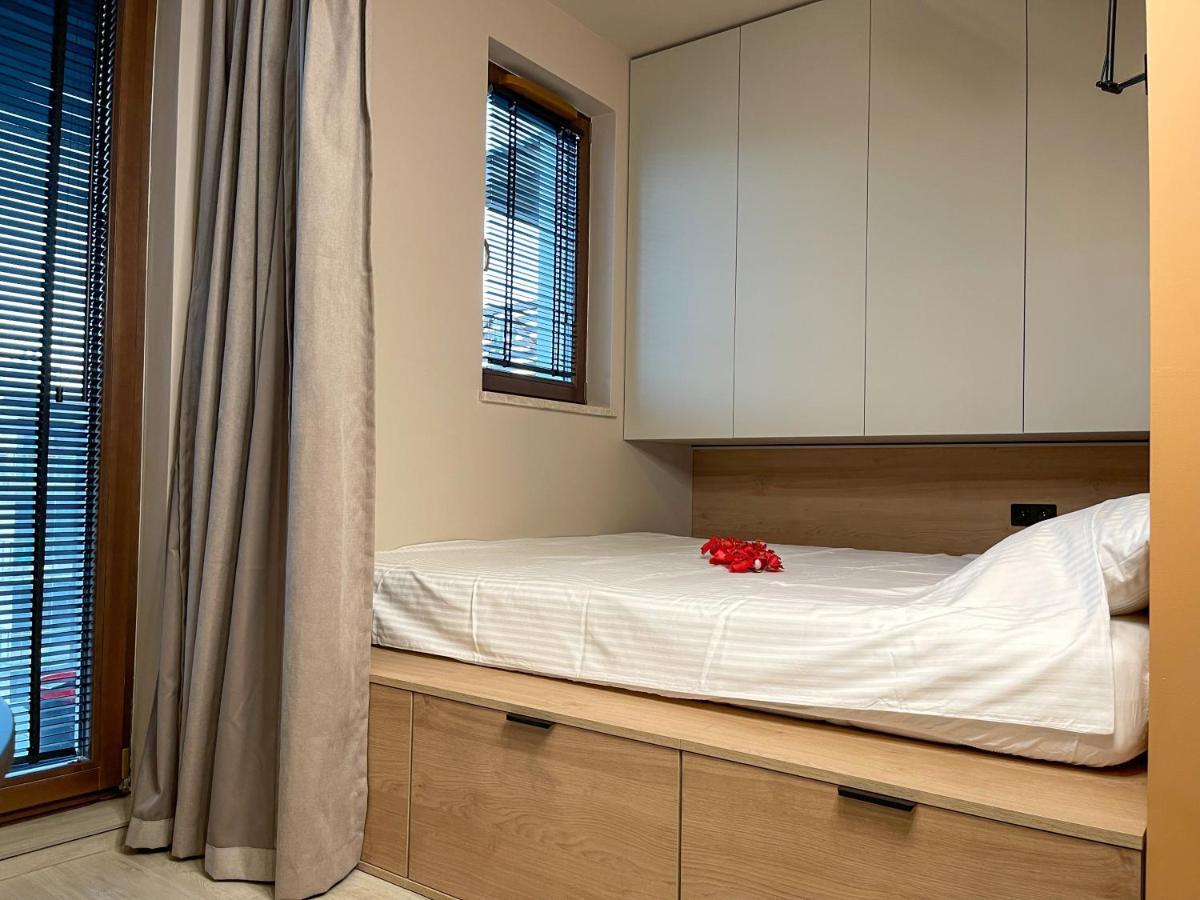 Comfortable 1-Room Apartment Close To The Center Варшава Екстериор снимка